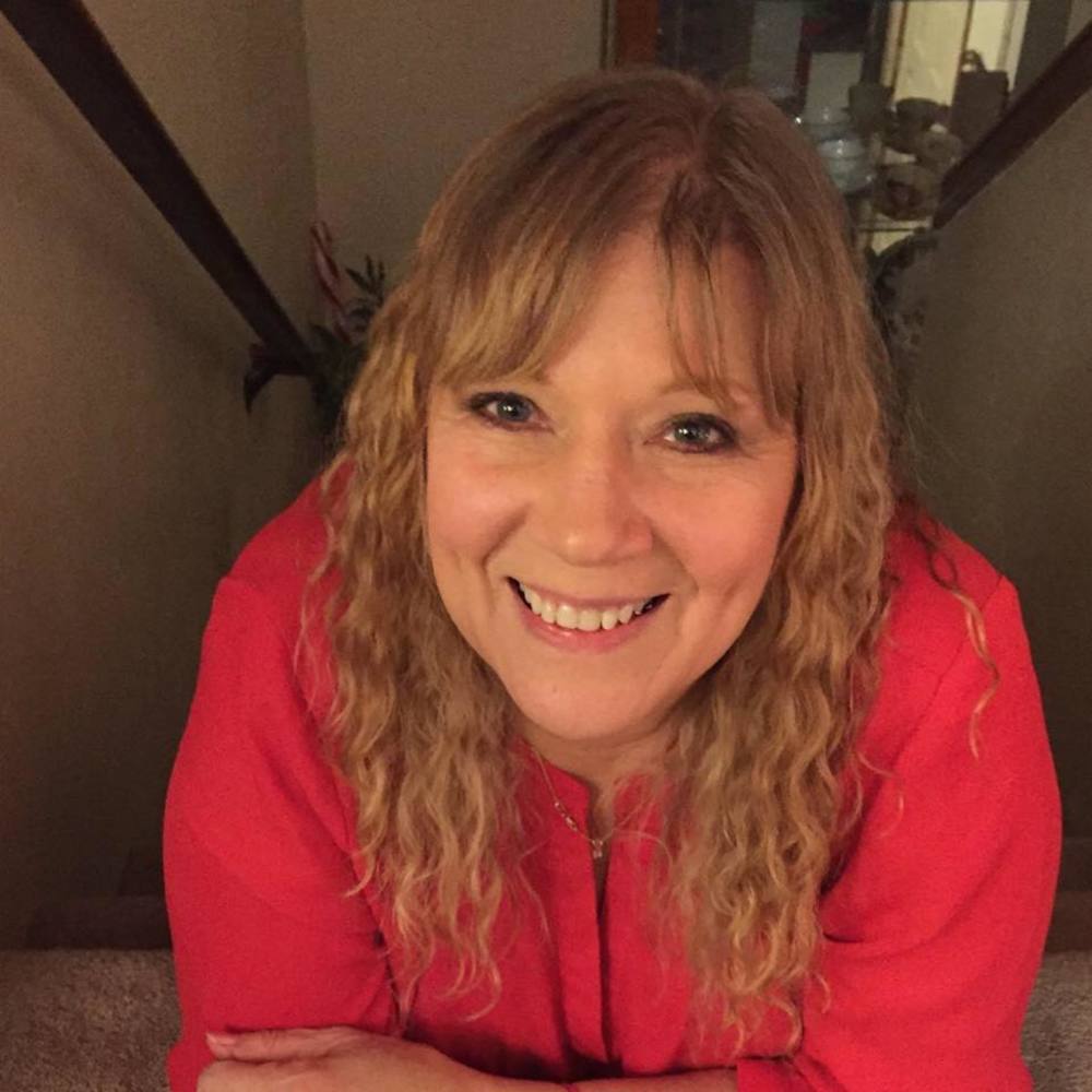 Meet your Posher, Mary e